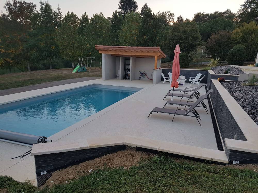 terrasse de piscine